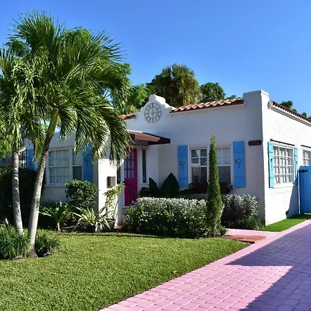 In The Heart Of West Palm Beach, Pets Welcome Villa